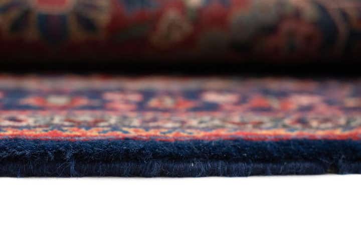 1' 11 x 2' 2 Kashan Square Rug