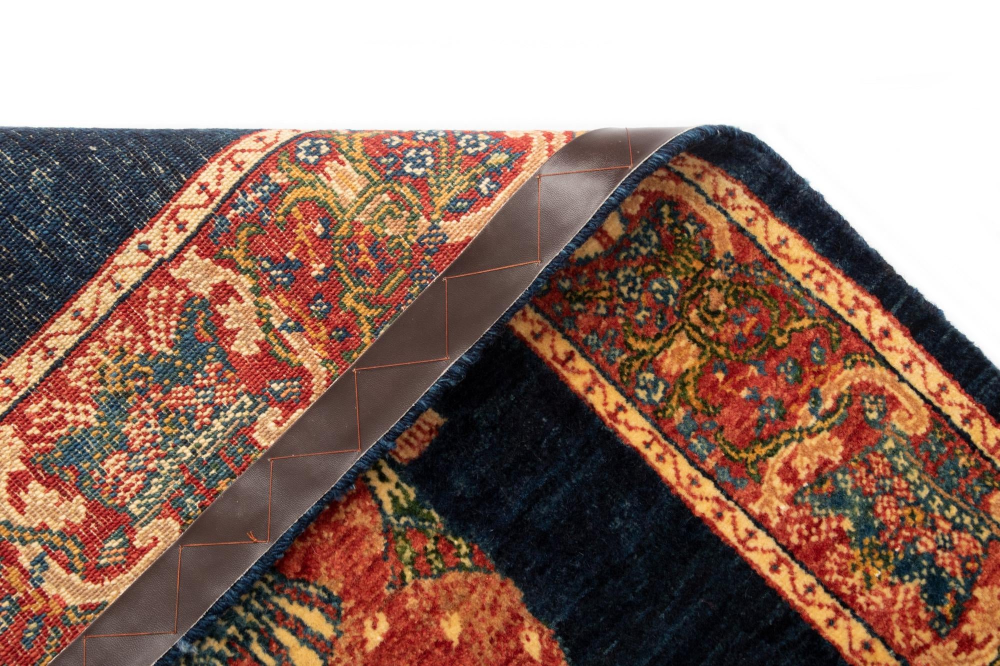 4' 2 x 4' 7 Luribaft Wool Square Rug