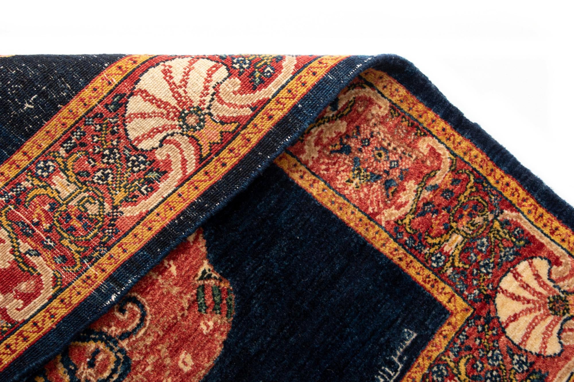 4' 6 x 4' 6 Luribaft Wool Square Rug