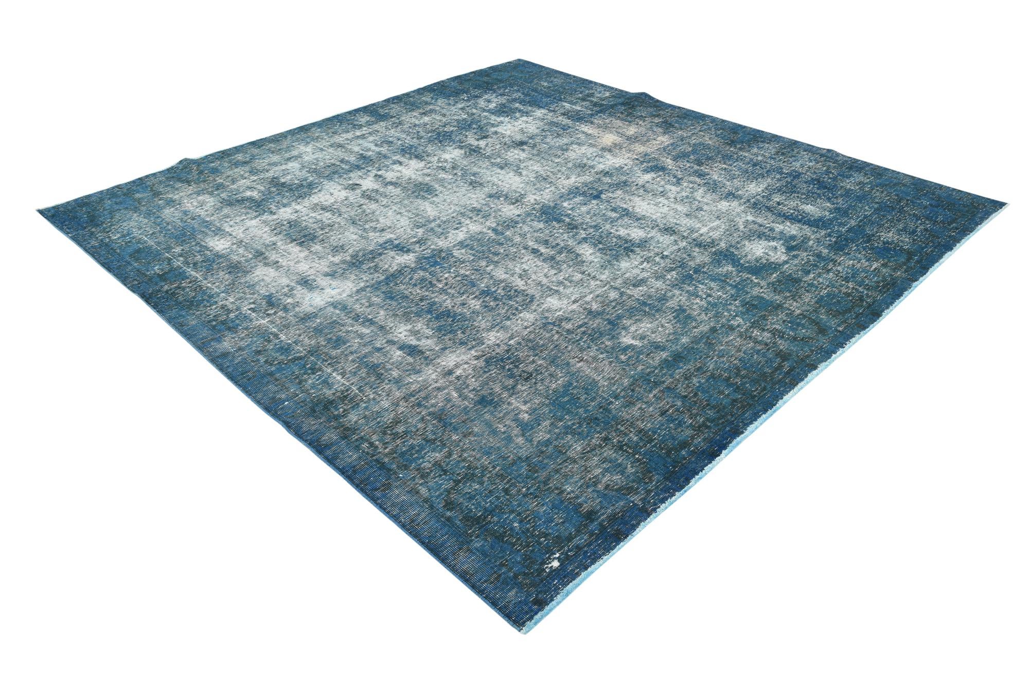 9' 6 x 9' 8 Hand Knotted Ultra Vintage Persian Wool Square Rug
