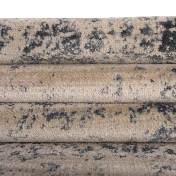 7' 10 x 7' 10 Villa Square Rug