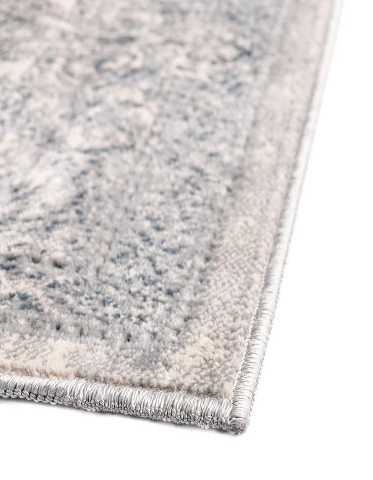 Detail image of 7' x 7' Villa Square Rug