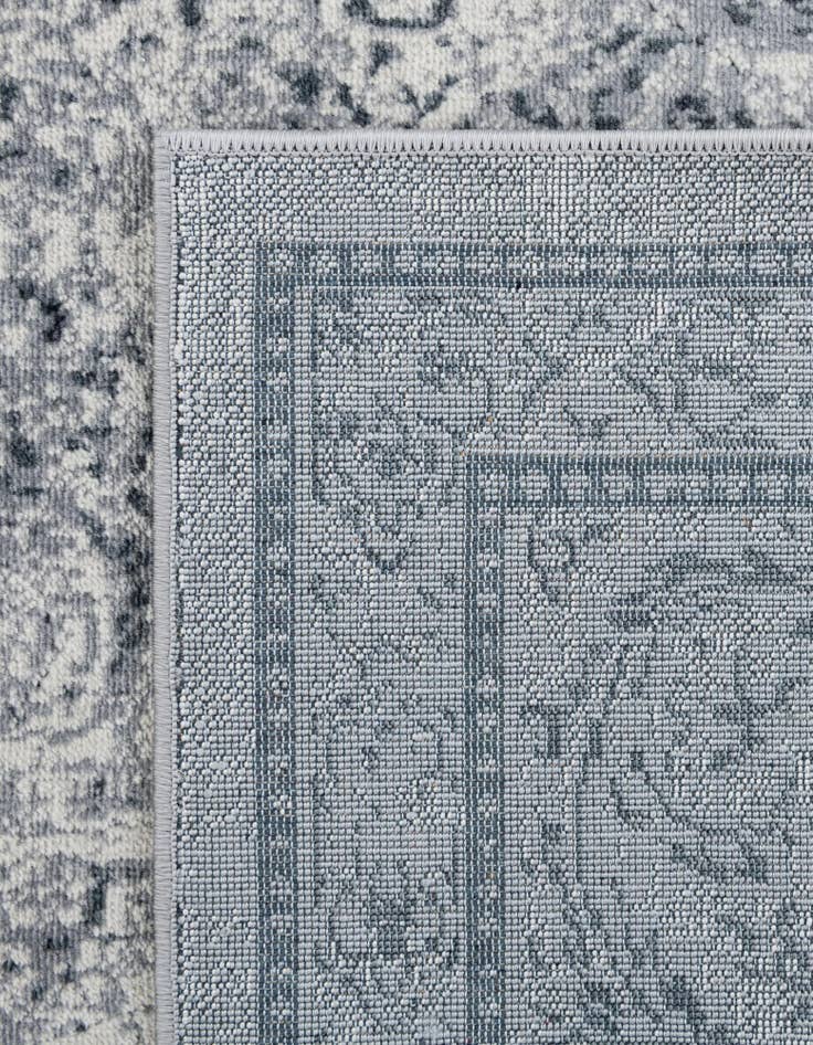 Detail image of 7' x 7' Villa Square Rug