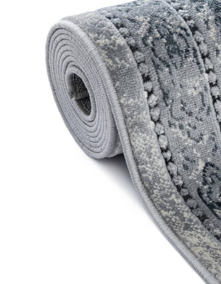 Detail image of 7' x 7' Villa Square Rug