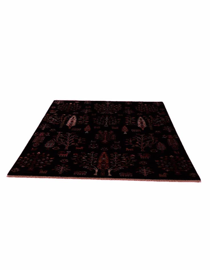 Detail image of 5' 1 x 6' 11 Hand Knotted Ariana Ziegler Rug