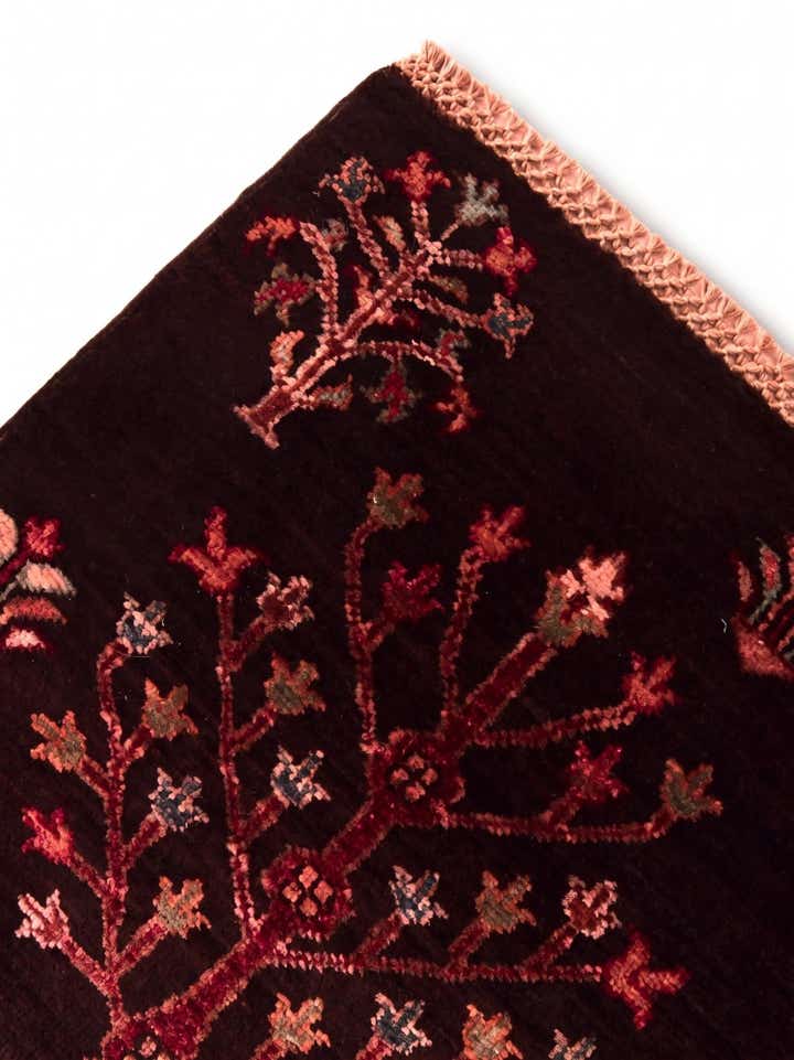5' 1 x 6' 11 Hand Knotted Ariana Ziegler Rug