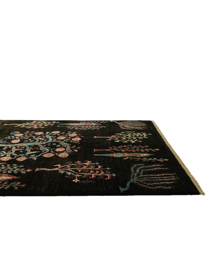 Detail image of 4' 11 x 6' 4 Hand Knotted Ariana Ziegler Rug
