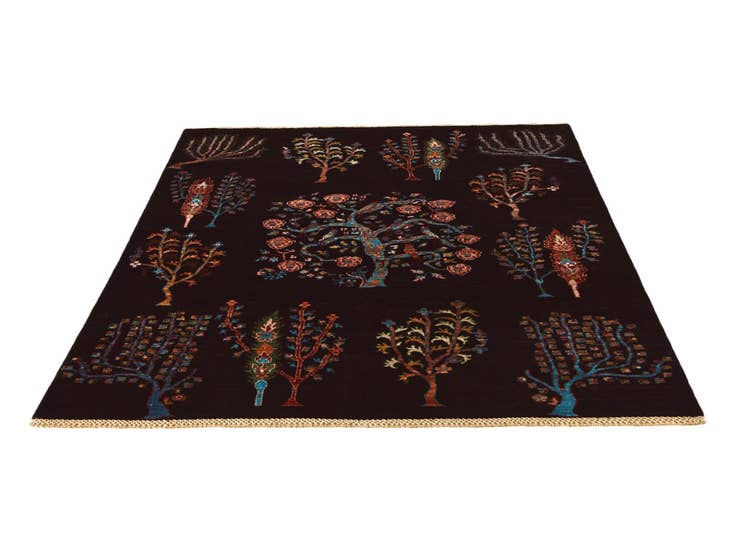 Detail image of 4' 11 x 6' 4 Hand Knotted Ariana Ziegler Rug