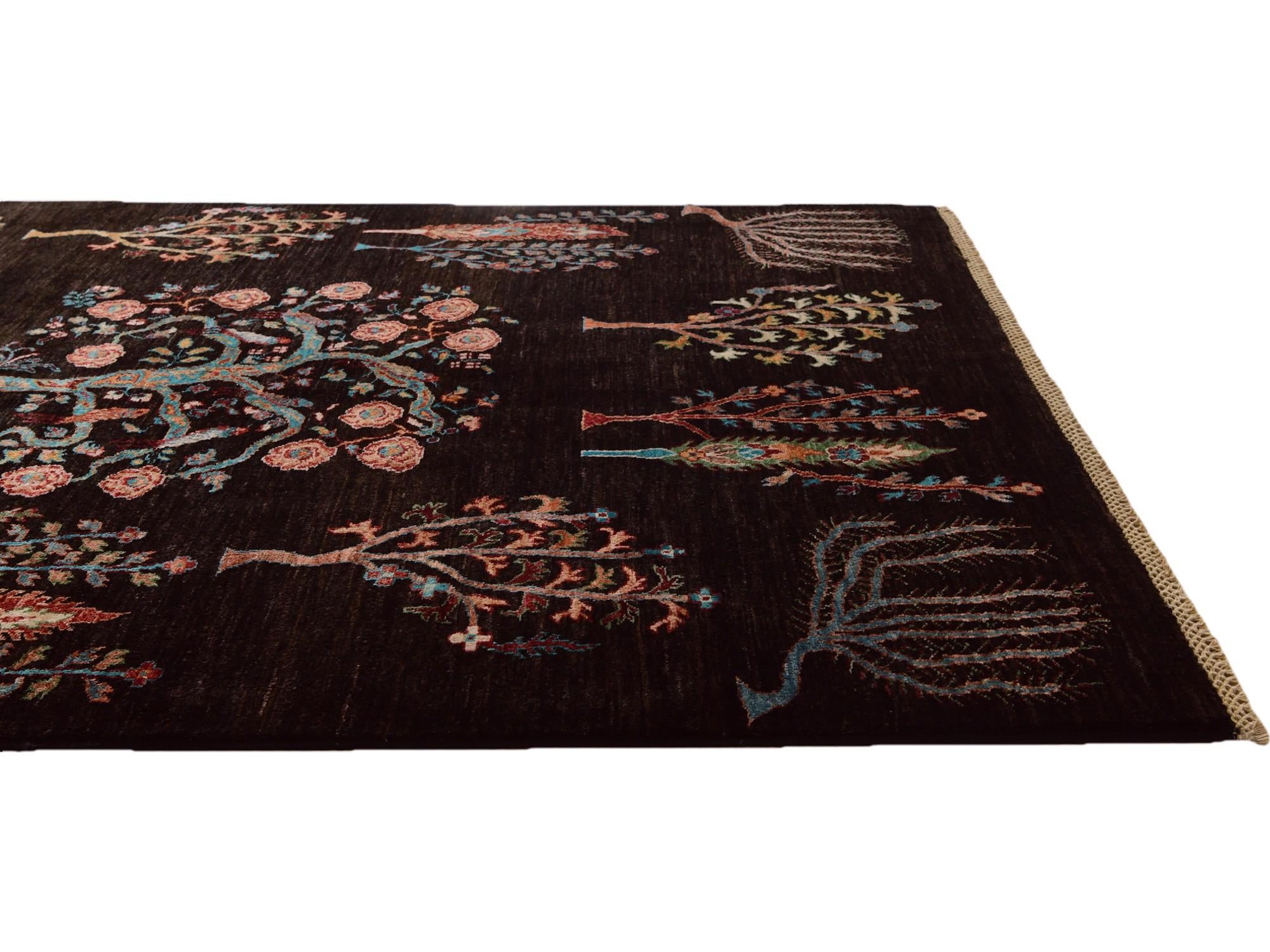 4' 11 x 6' 4 Hand Knotted Ariana Ziegler Rug