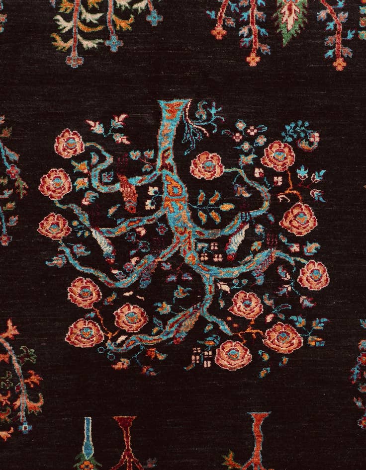 Detail image of 4' 11 x 6' 4 Hand Knotted Ariana Ziegler Rug
