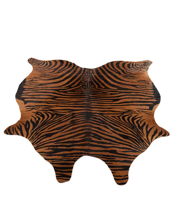 6' 1 x 6' 8 Cowhide Leather Freeform Rug