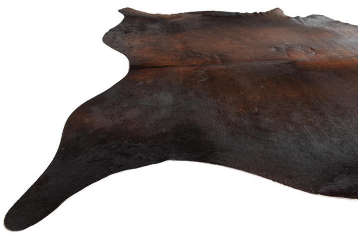 5' 11 x 6' 8 Cowhide Leather Freeform Rug