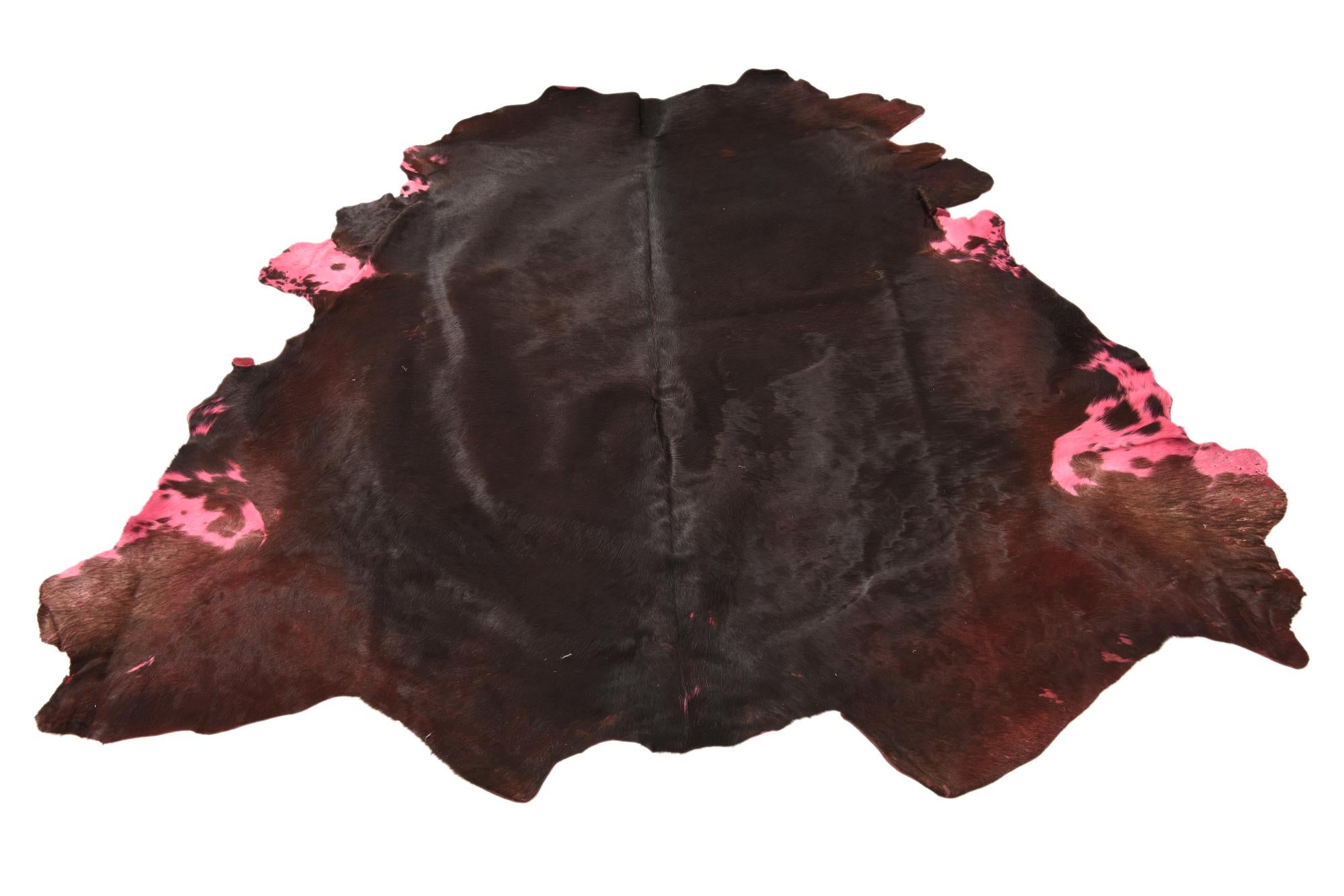 4' x 4' 10 Cowhide Freeform Rug