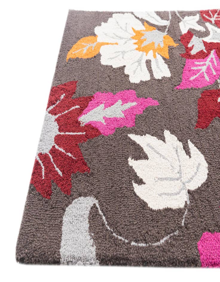 Detail image of 3' x 5' Agra Rug