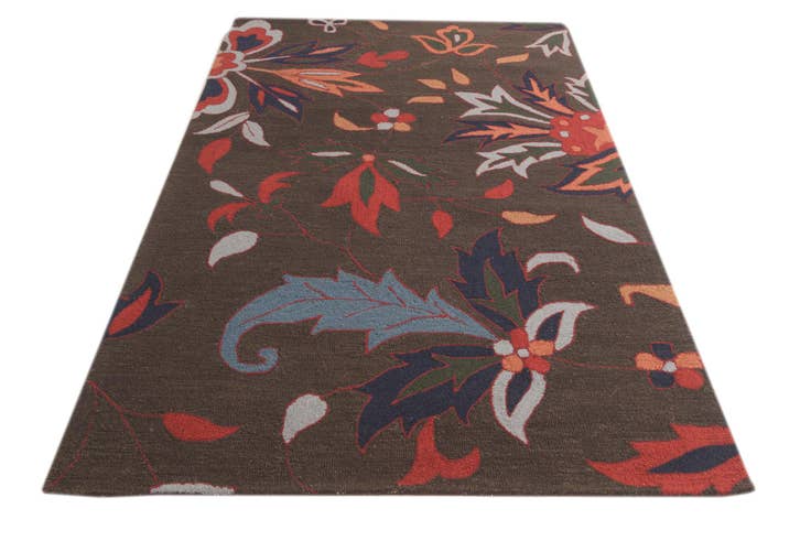 Detail image of 5' 1 x 8' Agra Wool Rug