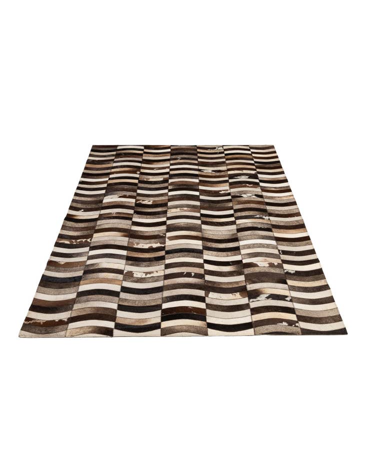 Detail image of 5' 1 x 7' 10 Cowhide - Patchwork Rug