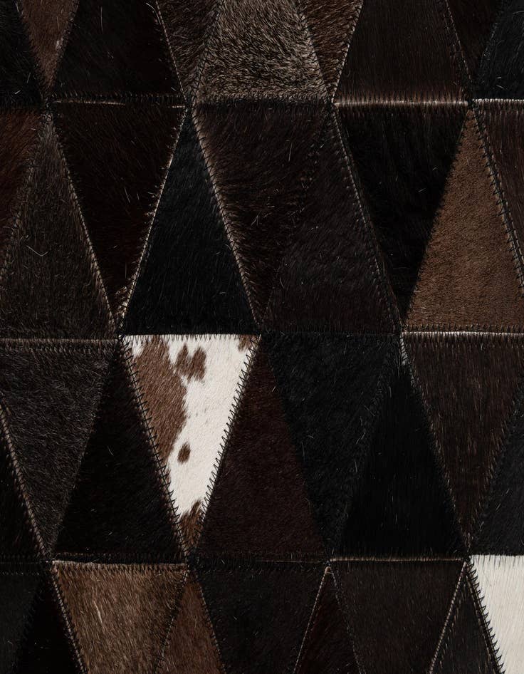 Detail image of 4' 11 x 7' 11 Cowhide - Patchwork Rug