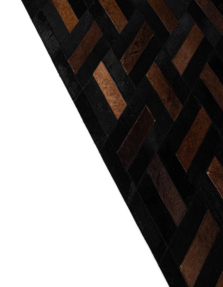 Detail image of 5' 3 x 8' 2 Cowhide - Patchwork Rug