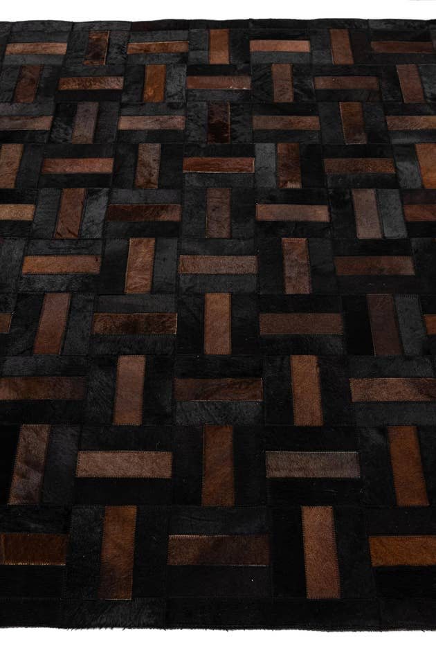 Detail image of 5' 3 x 8' 2 Cowhide - Patchwork Rug