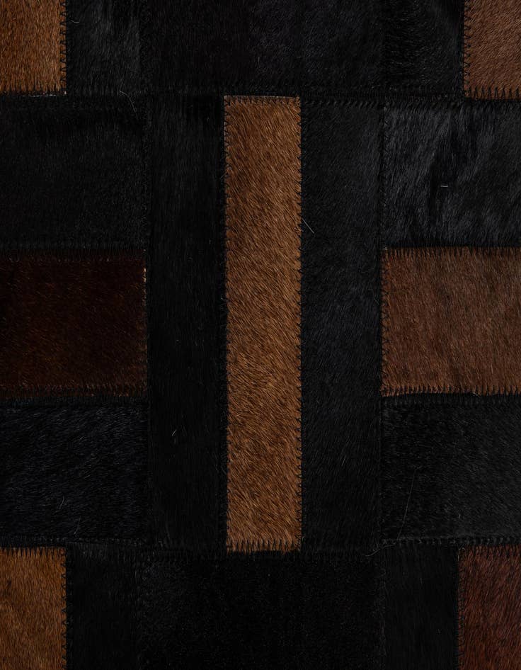 Detail image of 5' 3 x 8' 2 Cowhide - Patchwork Rug