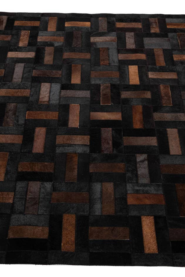 Detail image of 5' 3 x 8' Cowhide - Patchwork Rug