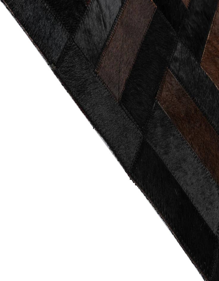 Detail image of 5' 3 x 8' Cowhide - Patchwork Rug