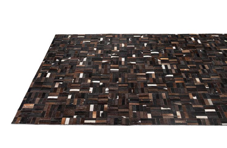 Detail image of 5' 1 x 8' Cowhide - Patchwork Rug
