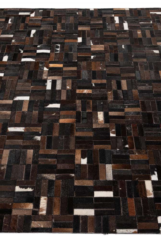 5' 1 x 8' Cowhide - Patchwork Rug