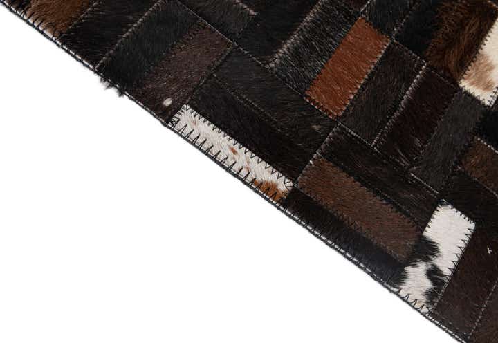 5' 1 x 8' Cowhide - Patchwork Rug