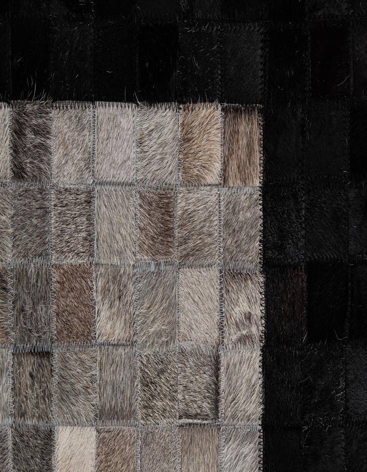 Detail image of 5' x 8' Cowhide - Patchwork Rug