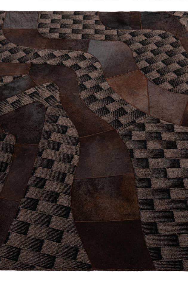Detail image of 5' x 8' 1 Cowhide - Patchwork Rug