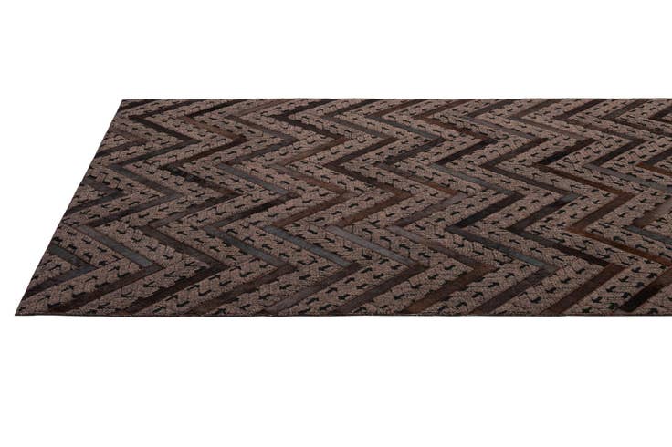 Detail image of 4' 11 x 7' 11 Cowhide - Patchwork Rug