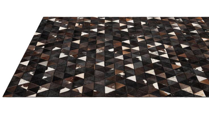 Detail image of 5' 1 x 8' Cowhide - Patchwork Rug