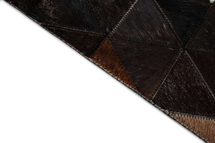 5' 1 x 8' Cowhide - Patchwork Rug