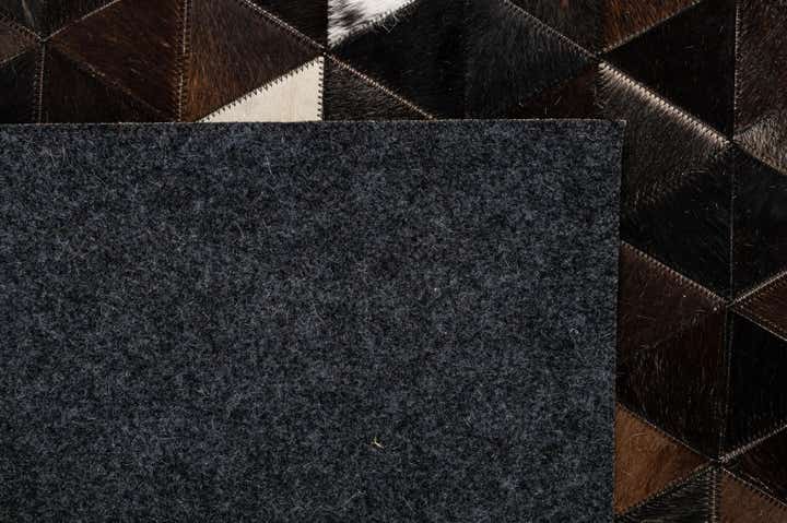 5' 1 x 8' Cowhide - Patchwork Rug