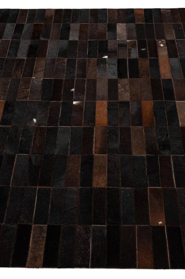 Detail image of 4' 11 x 8' Cowhide - Patchwork Rug