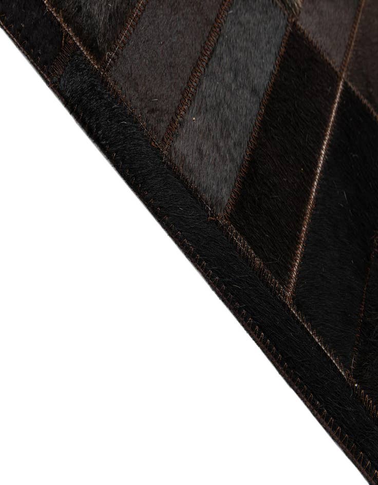 Detail image of 5' 1 x 8' Cowhide - Patchwork Rug