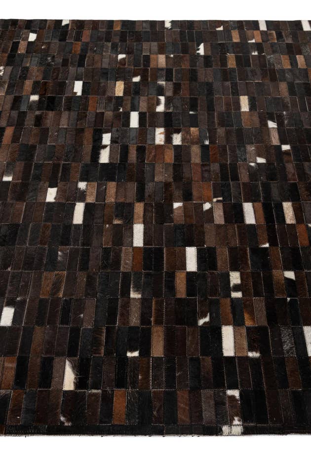 Detail image of 5' 2 x 7' 11 Cowhide - Patchwork Rug