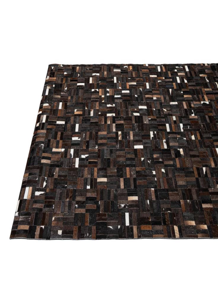 Detail image of 5' 2 x 8' Cowhide - Patchwork Rug
