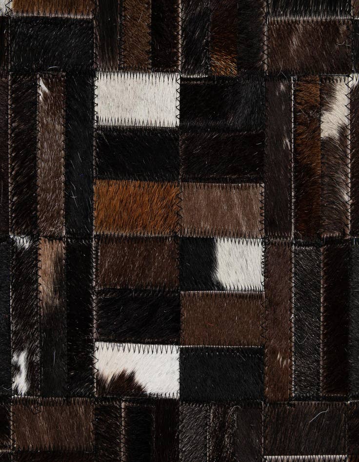 Detail image of 5' 2 x 8' Cowhide - Patchwork Rug