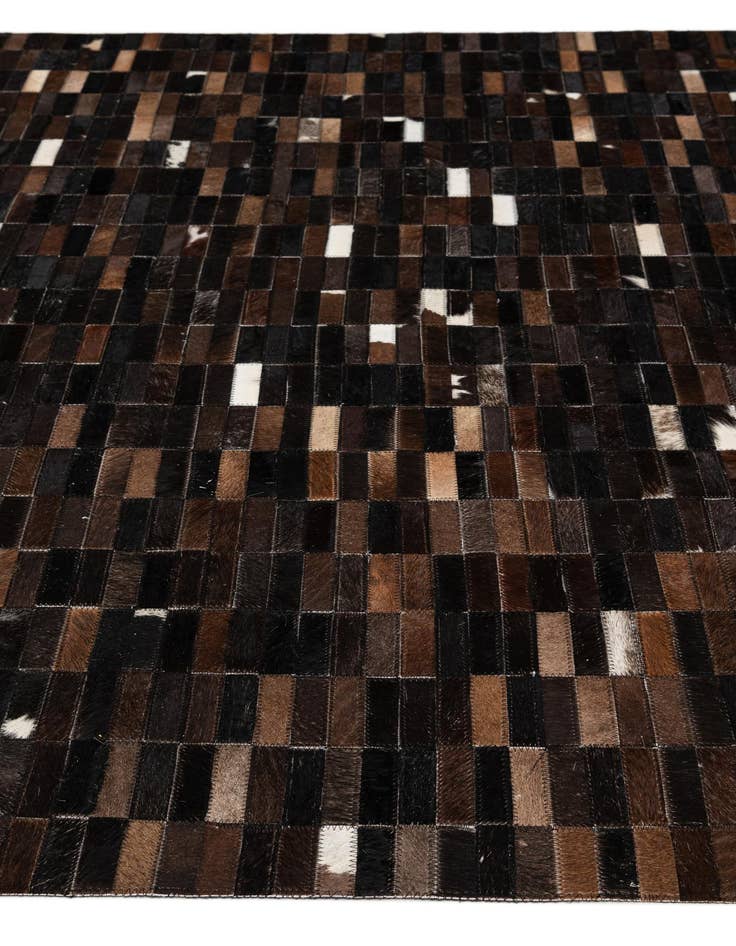 Detail image of 5' 2 x 8' Cowhide - Patchwork Rug