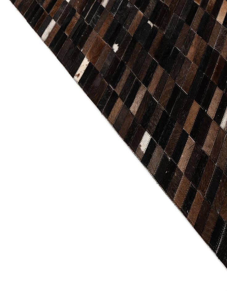 Detail image of 5' 2 x 8' Cowhide - Patchwork Rug