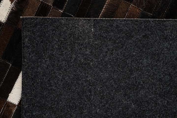 5' 2 x 8' Cowhide - Patchwork Rug