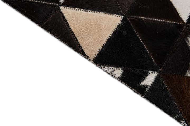5' 1 x 7' 11 Cowhide - Patchwork Rug