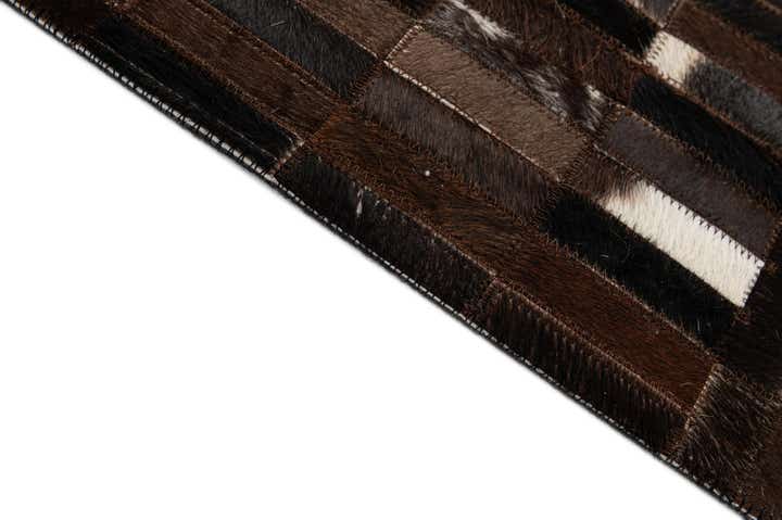 5' 1 x 8' Cowhide - Patchwork Rug