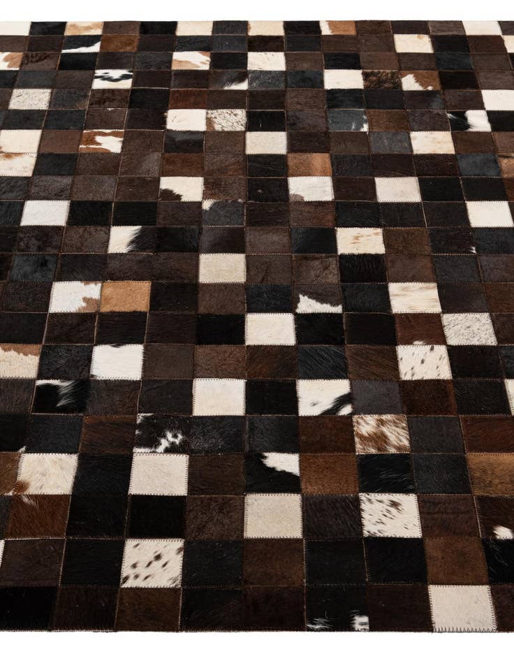 Detail image of 5' 1 x 7' 11 Cowhide - Patchwork Rug
