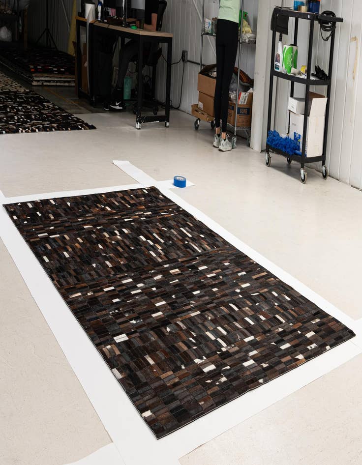 Detail image of 5' x 8' Cowhide - Patchwork Rug