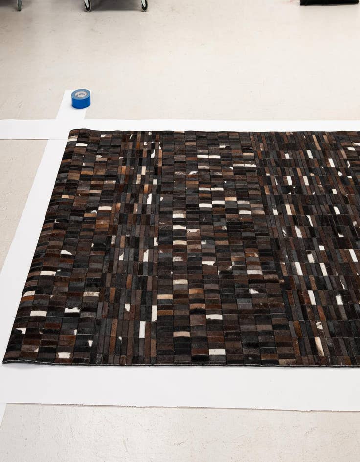 Detail image of 5' x 8' Cowhide - Patchwork Rug