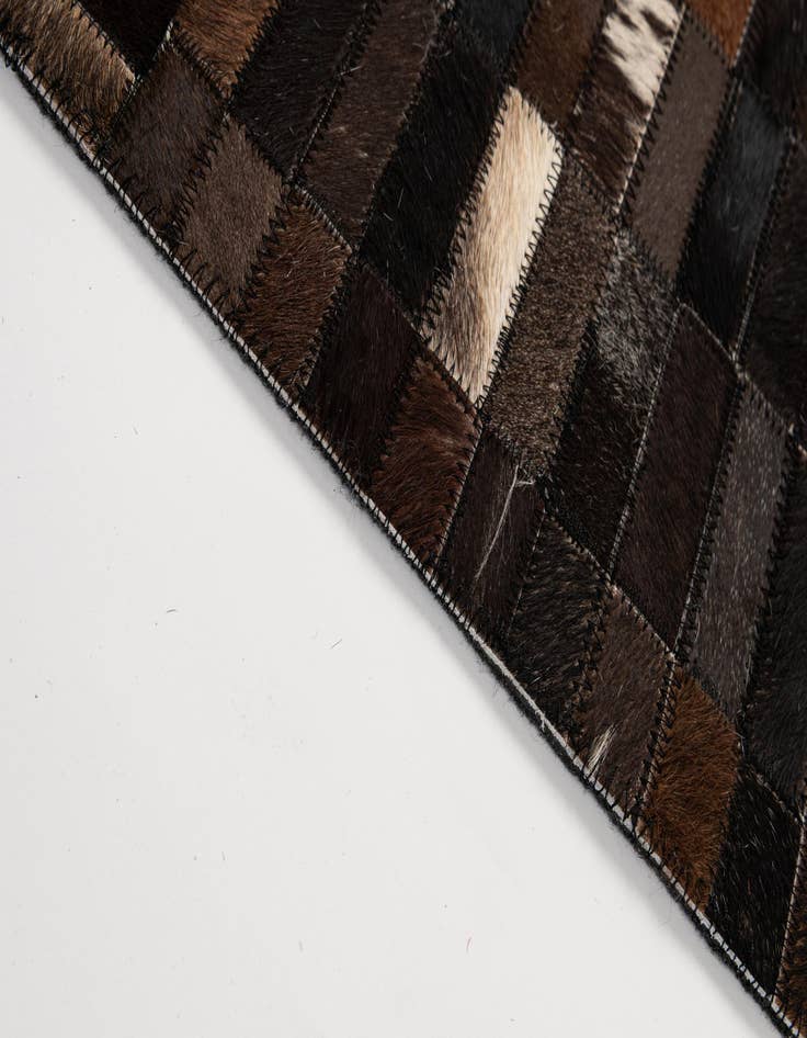 Detail image of 5' x 8' Cowhide - Patchwork Rug