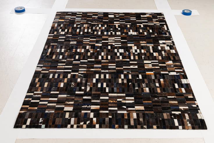 Detail image of 5' 1 x 8' Cowhide - Patchwork Rug